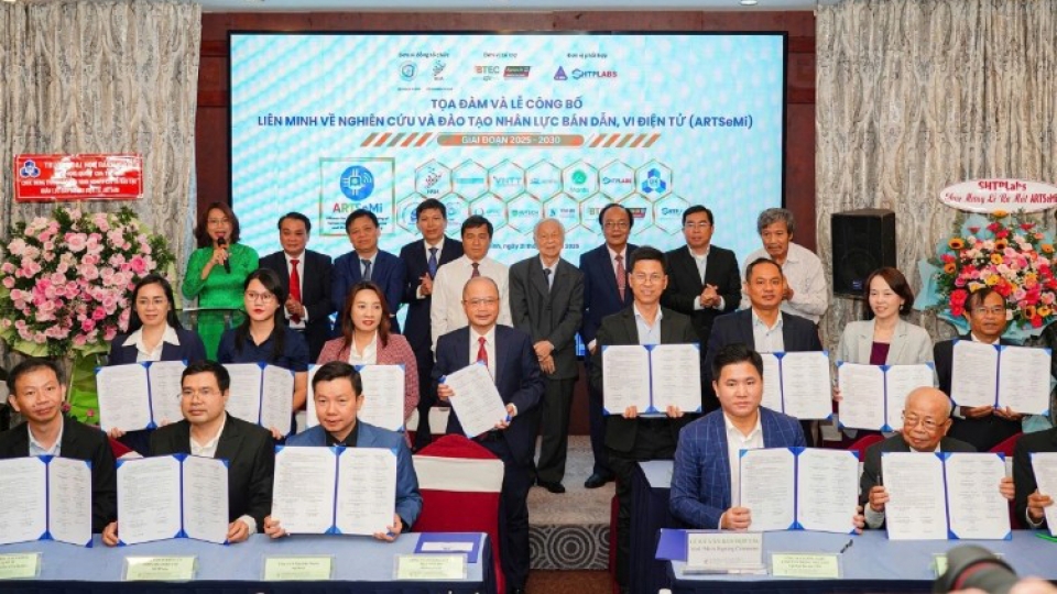 HCM City launches semiconductor alliance to seize a trillion-dollar opportunities